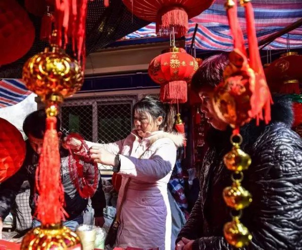 集美已開啟春節模式，就要這么美美美！