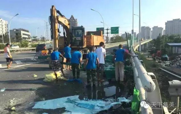 臺風中不能被遺忘的畫面，看一次感動一次！