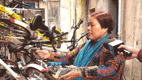 “我要怎么生活...”，廈門大媽家門前堆滿了共享單車！究竟誰來管？