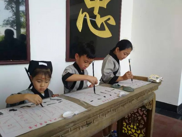 來集美感受傳統、夢回春秋，遇見古代的你！