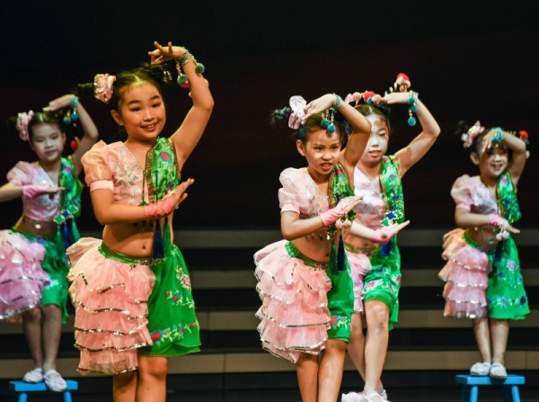 集美兒童這樣過(guò)節(jié)！更有這些“絕版”物件讓你秒回童年